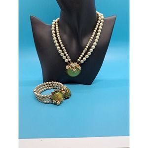 Vintage Faux pearl and Jade necklace